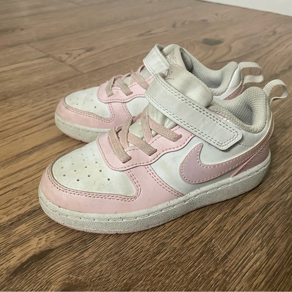 Nike Kids Light Pink and White Sneakers